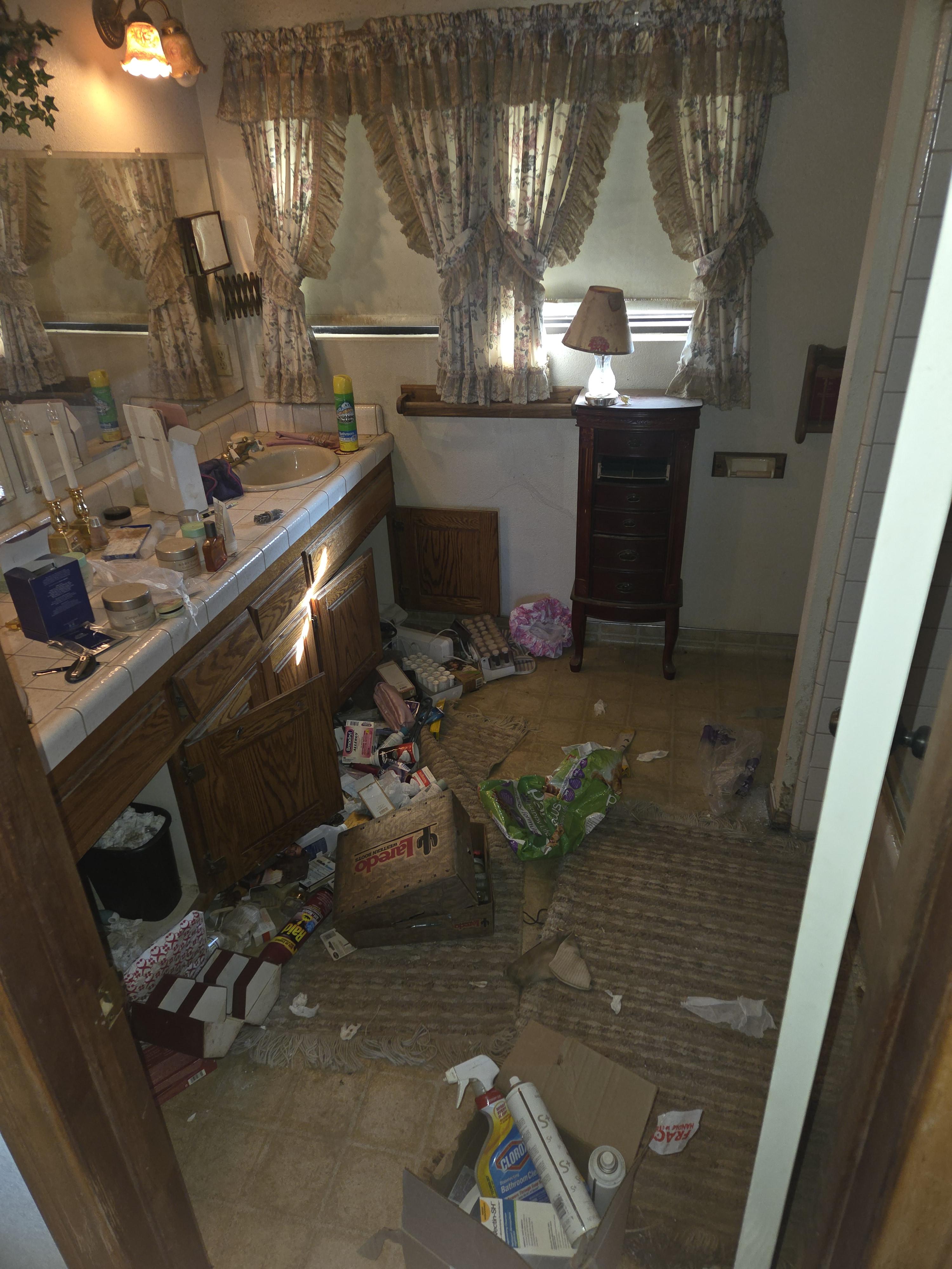 Hoarder House Temecula
